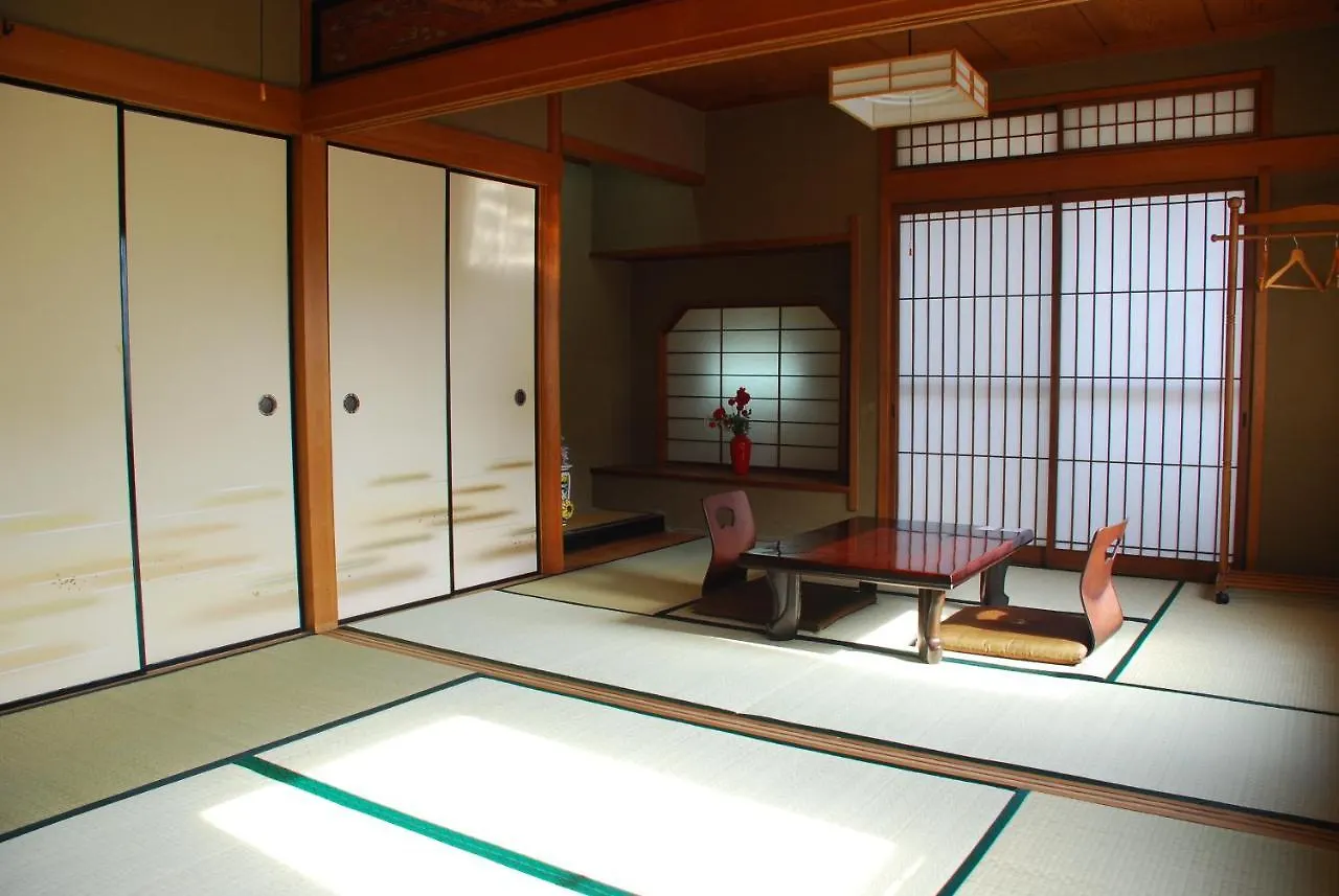 Tiny Guesthouse Umekoji 梅小路 Kyoto 2*,