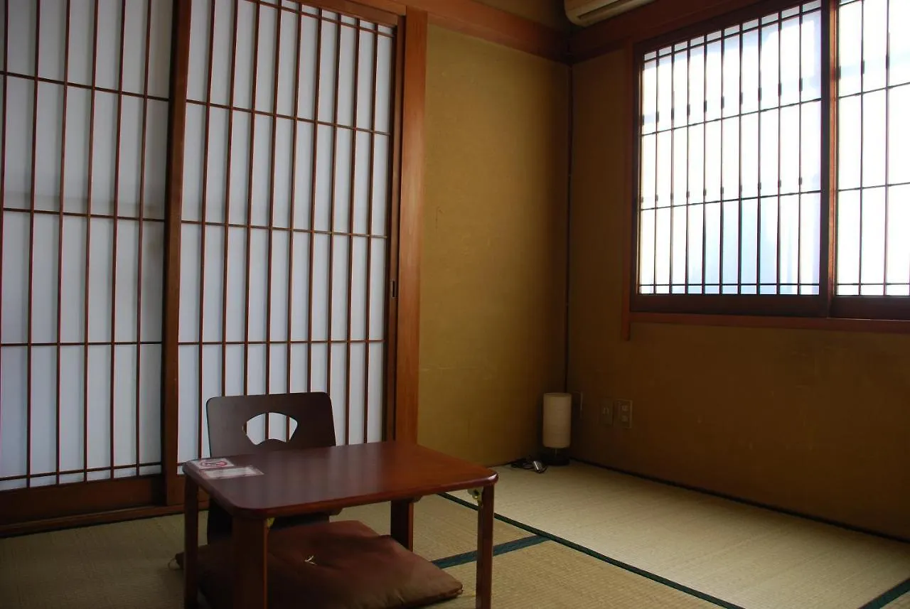 Tiny Guesthouse Umekoji 梅小路 Kyoto Maison d'hôtes