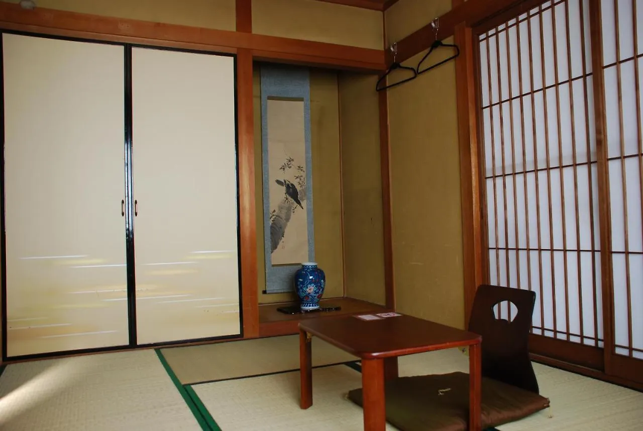 Tiny Guesthouse Umekoji 梅小路 Kyoto Japon