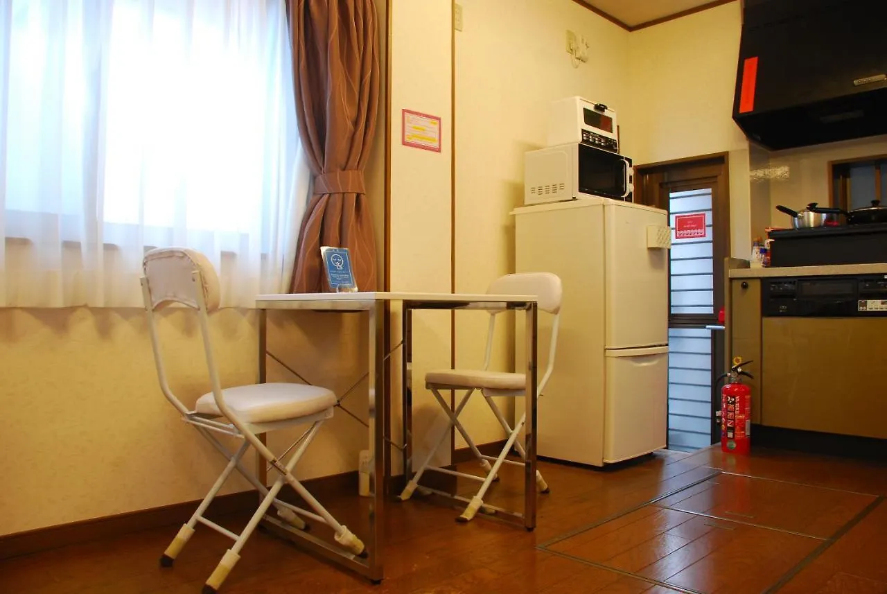 Tiny Guesthouse Umekoji 梅小路 Kyoto